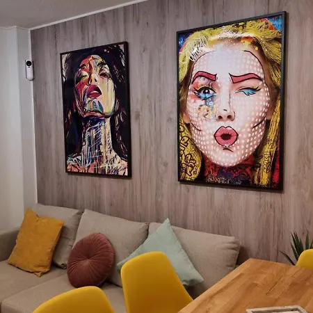 La Luna De Apartment